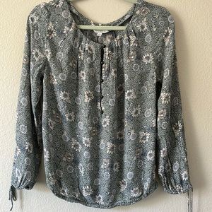 Women’s blouse